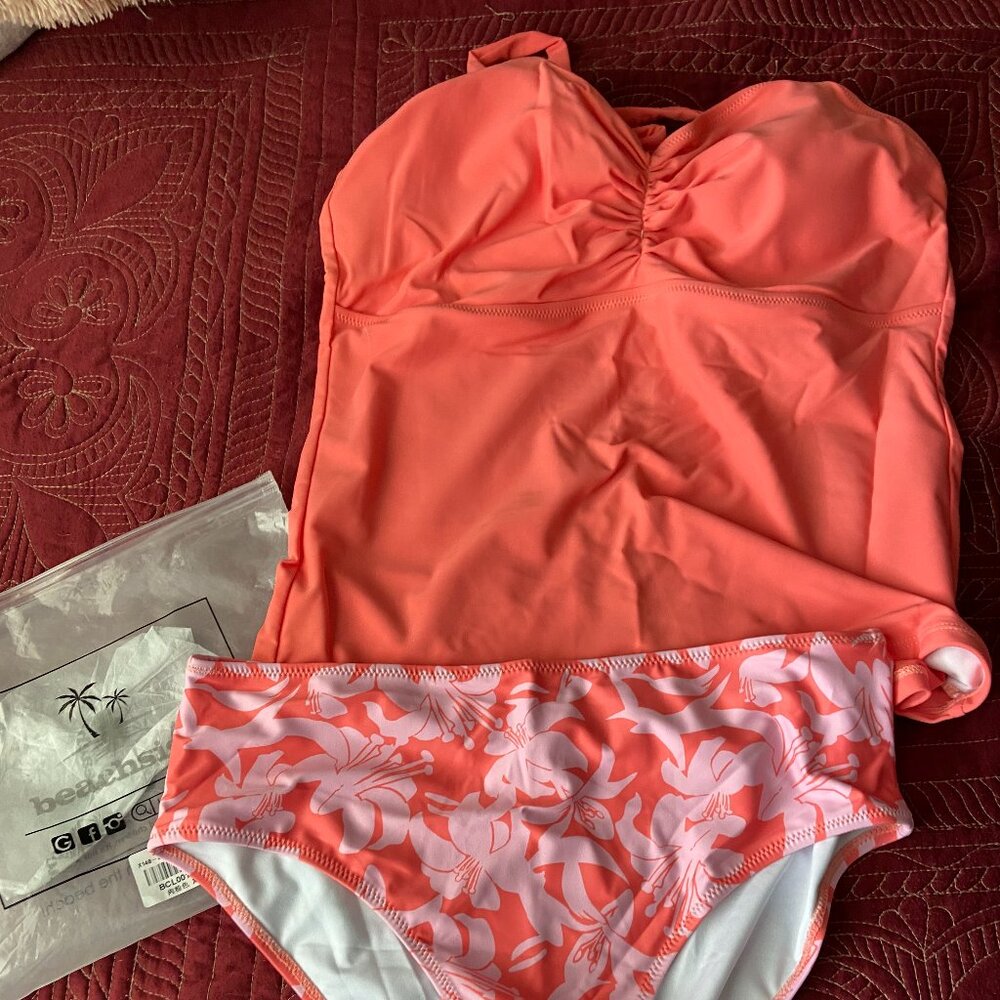 Brand new coral colored matching tankini set